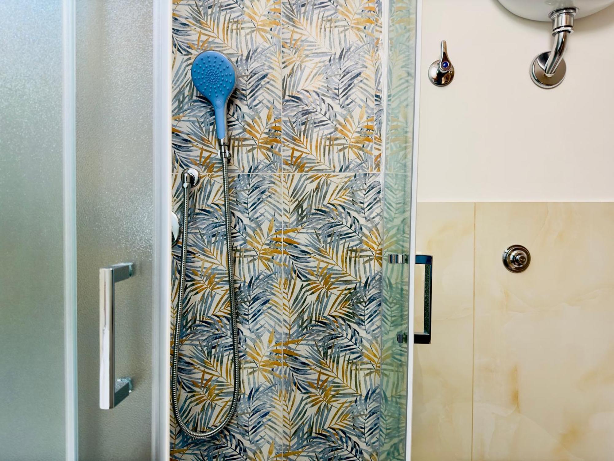 Unique Rooms In Centro Citta Bagno Privato E Climatizzatore Ragusa Exterior photo